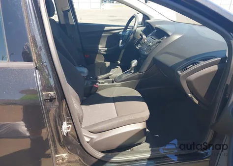 2015 Ford Focus Se z USA, uszkodzony, nr VIN 1FADP3K22FL342091